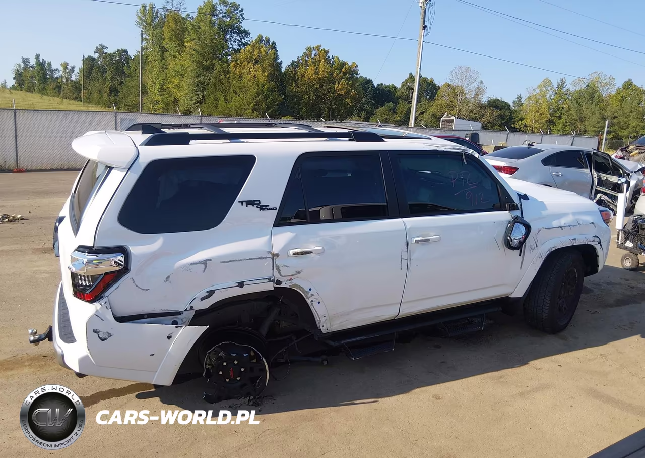 2024 Toyota 4Runner Trd Off Road Premium VIN:JTERU5JR9R6235170 - 18