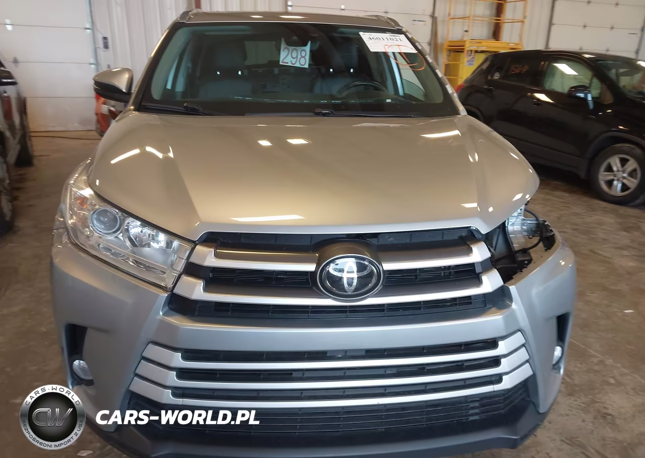 2018 Toyota Highlander Xle VIN:5TDJZRFH2JS871881 - 12