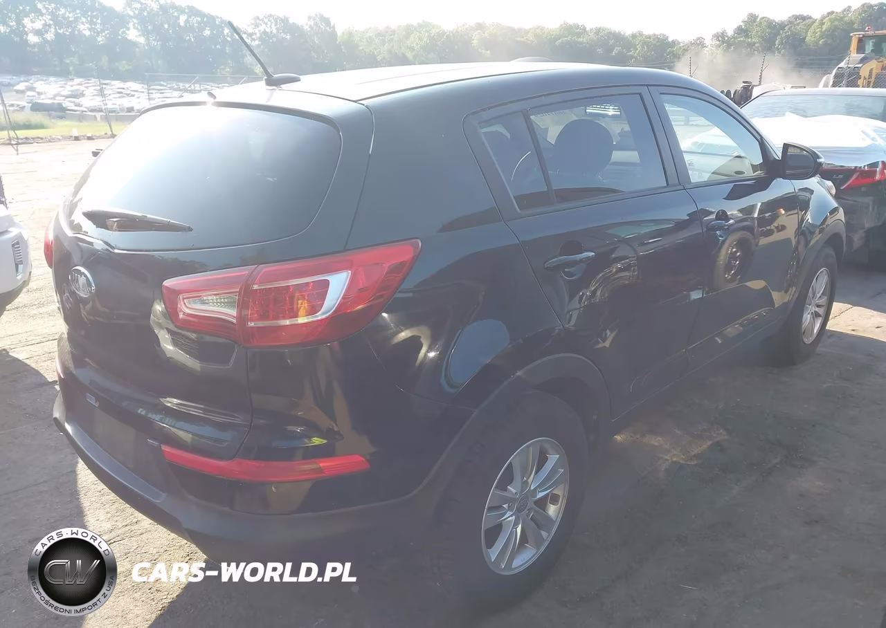 2011 Kia Sportage Lx VIN:KNDPB3A2XB7073719 - 4