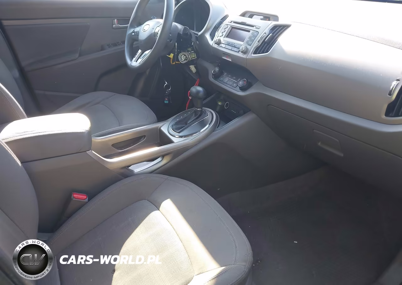 2011 Kia Sportage Lx VIN:KNDPB3A2XB7073719 - 5