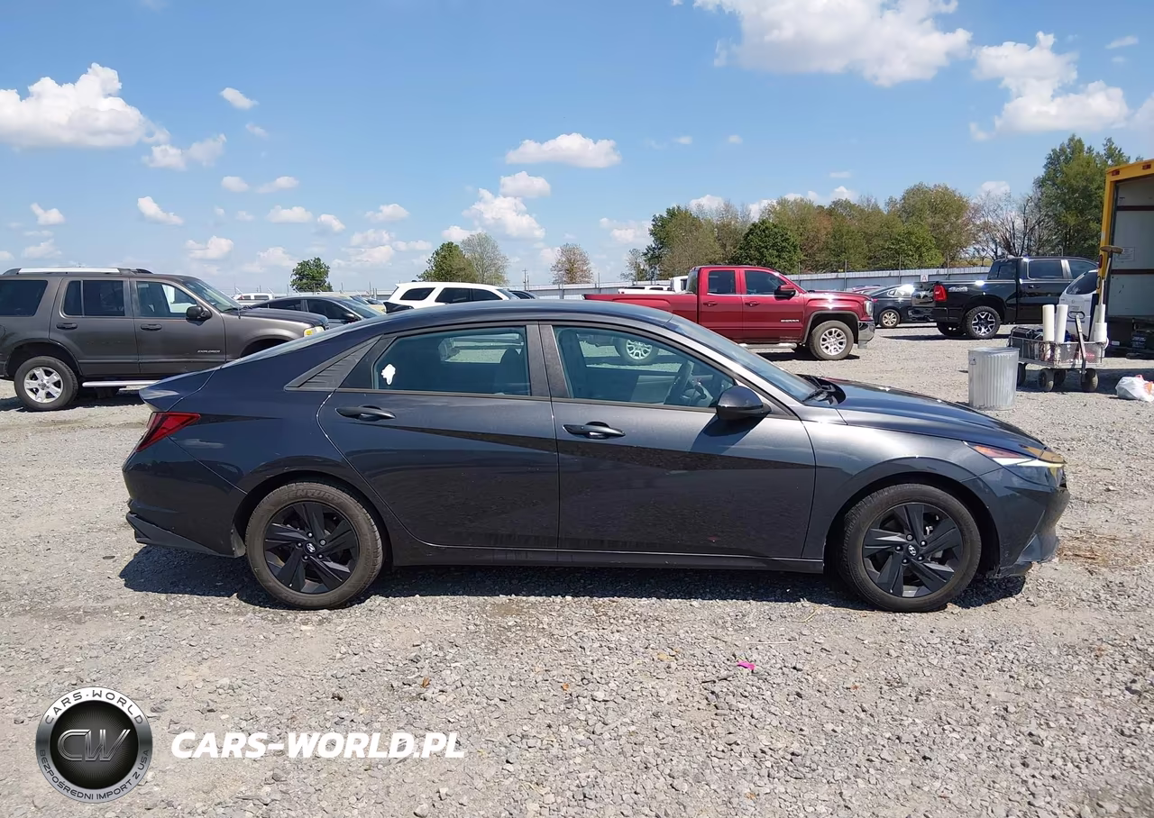 2021 Hyundai Elantra Sel VIN:5NPLM4AG1MH043923 - 13