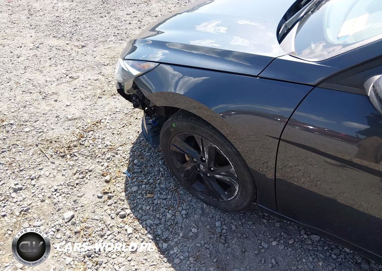 2021 Hyundai Elantra Sel VIN:5NPLM4AG1MH043923 - 17