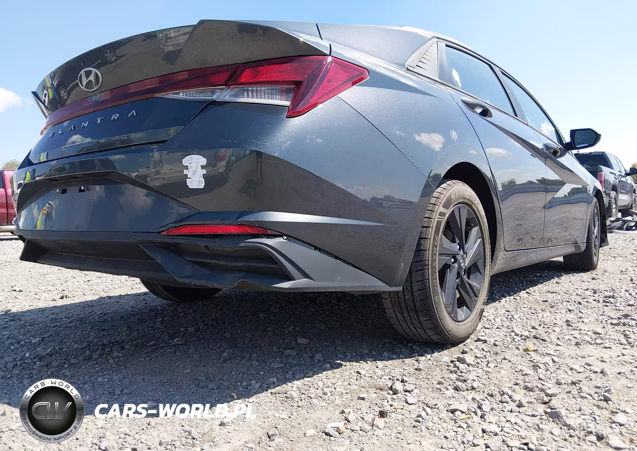 2021 Hyundai Elantra Sel VIN:5NPLM4AG1MH043923 - 19