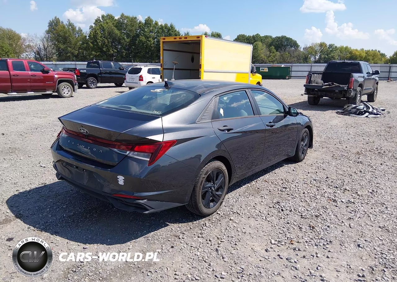 2021 Hyundai Elantra Sel VIN:5NPLM4AG1MH043923 - 4