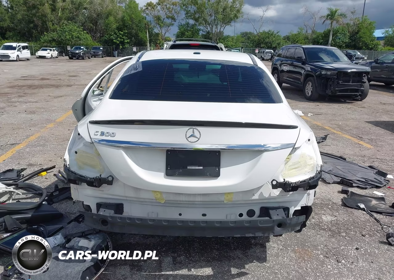 2021 Mercedes-Benz C 300 Sedan VIN:W1KWF8DB5MR645057 - 17
