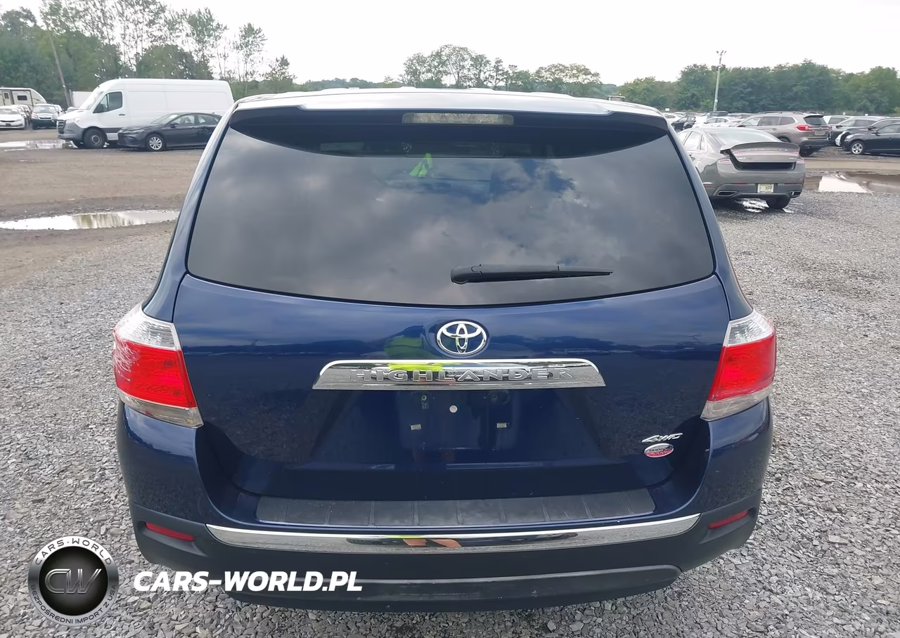 2013 Toyota Highlander Base V6 VIN:5TDBK3EH5DS251621 - 16