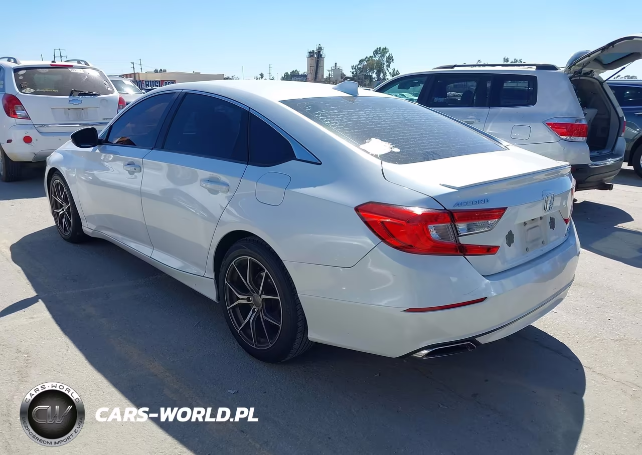 2018 Honda Accord Sport 2.0T VIN:1HGCV2F33JA030506 - 3