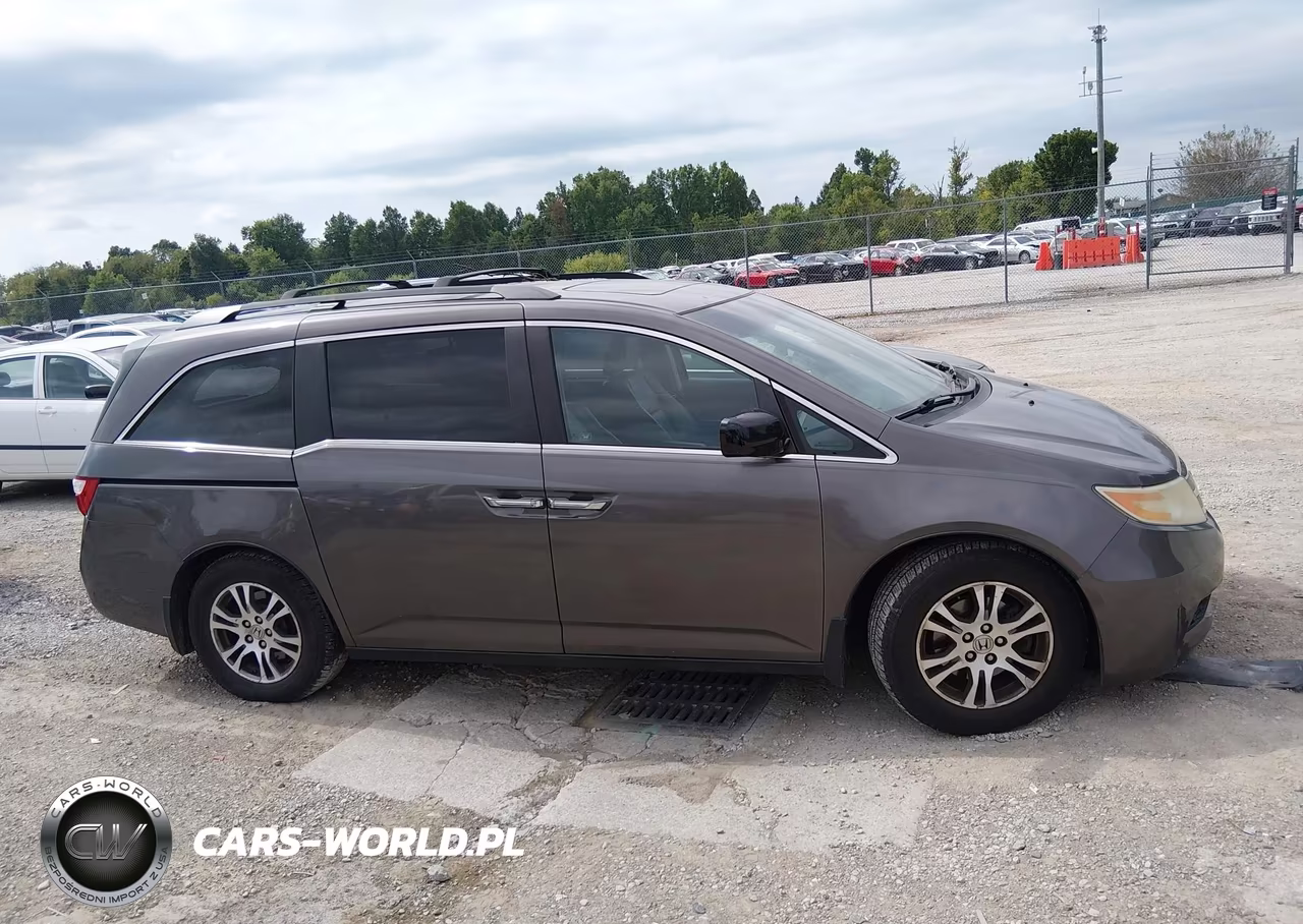 2011 Honda Odyssey Ex-L VIN:5FNRL5H6XBB064622 - 13