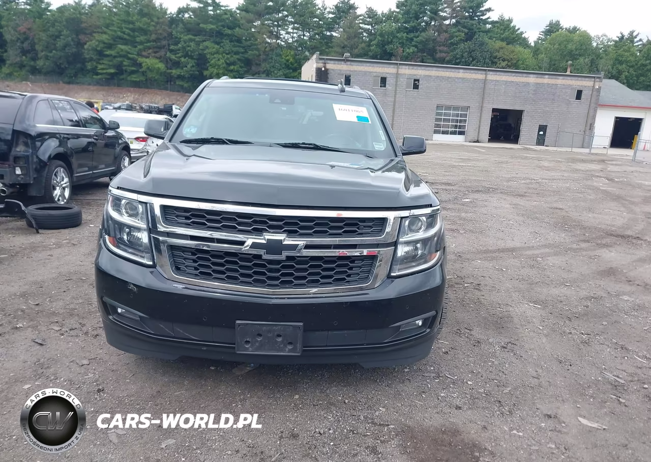 2019 Chevrolet Suburban Lt VIN:1GNSKHKC9KR337457 - 12