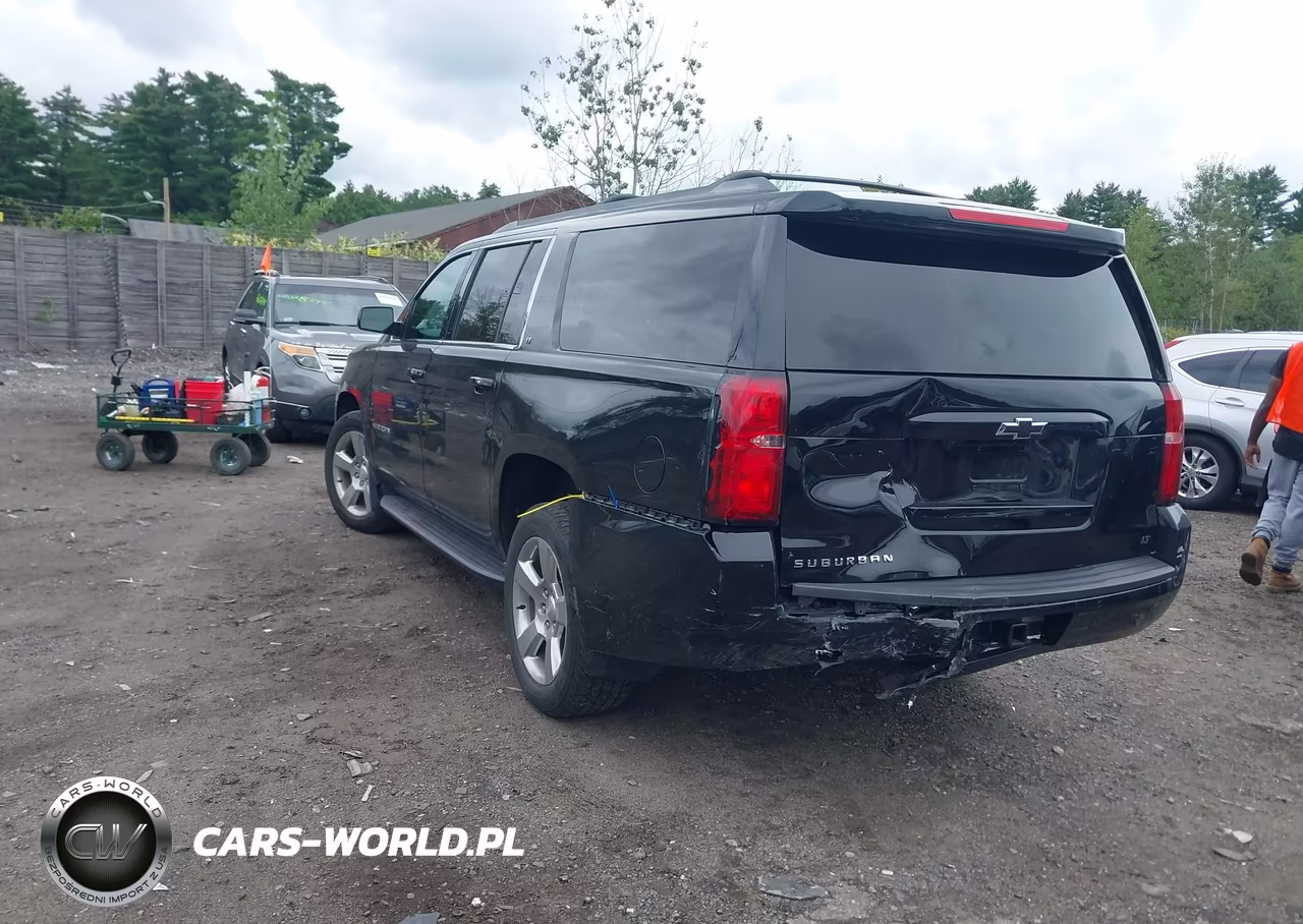 2019 Chevrolet Suburban Lt VIN:1GNSKHKC9KR337457 - 3