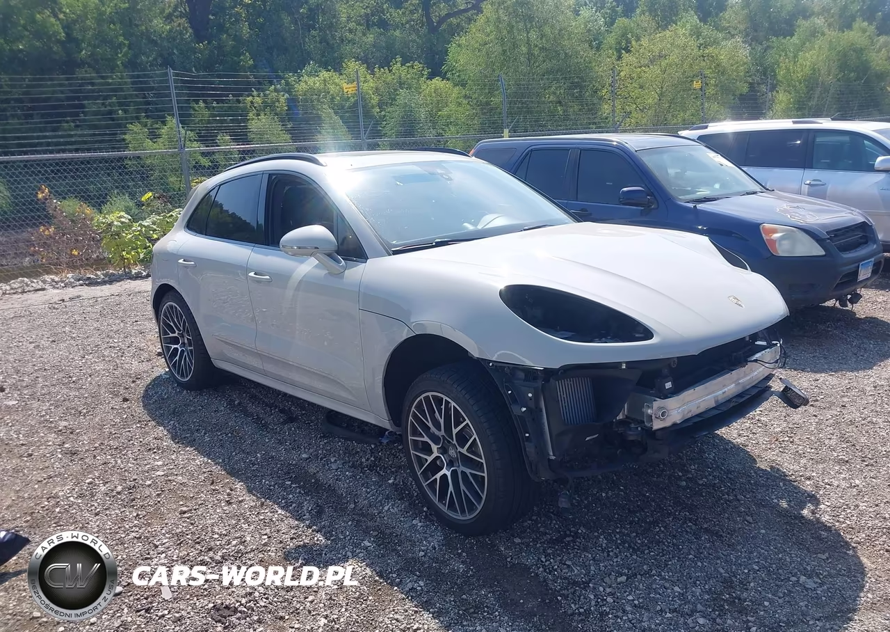 2020 Porsche Macan Turbo VIN:WP1AF2A59LLB60419 - 1