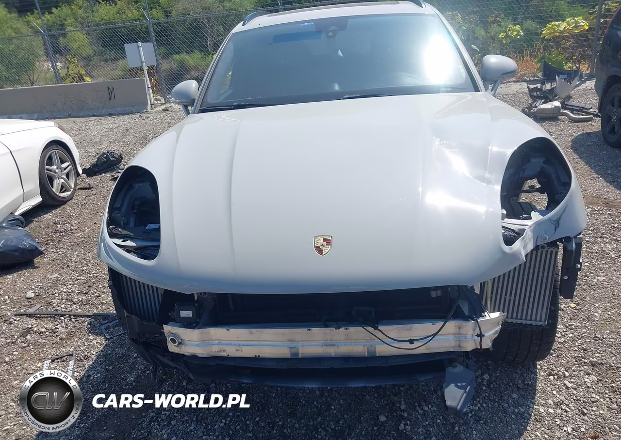 2020 Porsche Macan Turbo VIN:WP1AF2A59LLB60419 - 12