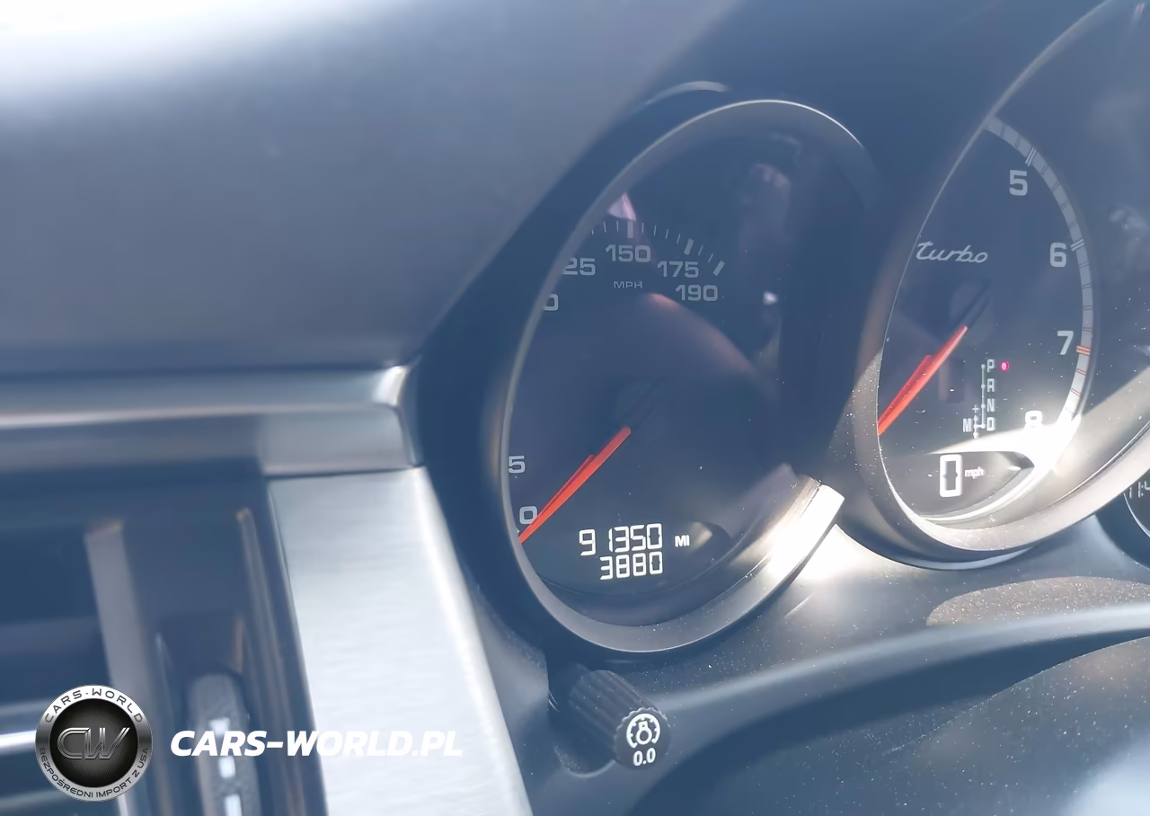 2020 Porsche Macan Turbo VIN:WP1AF2A59LLB60419 - 15