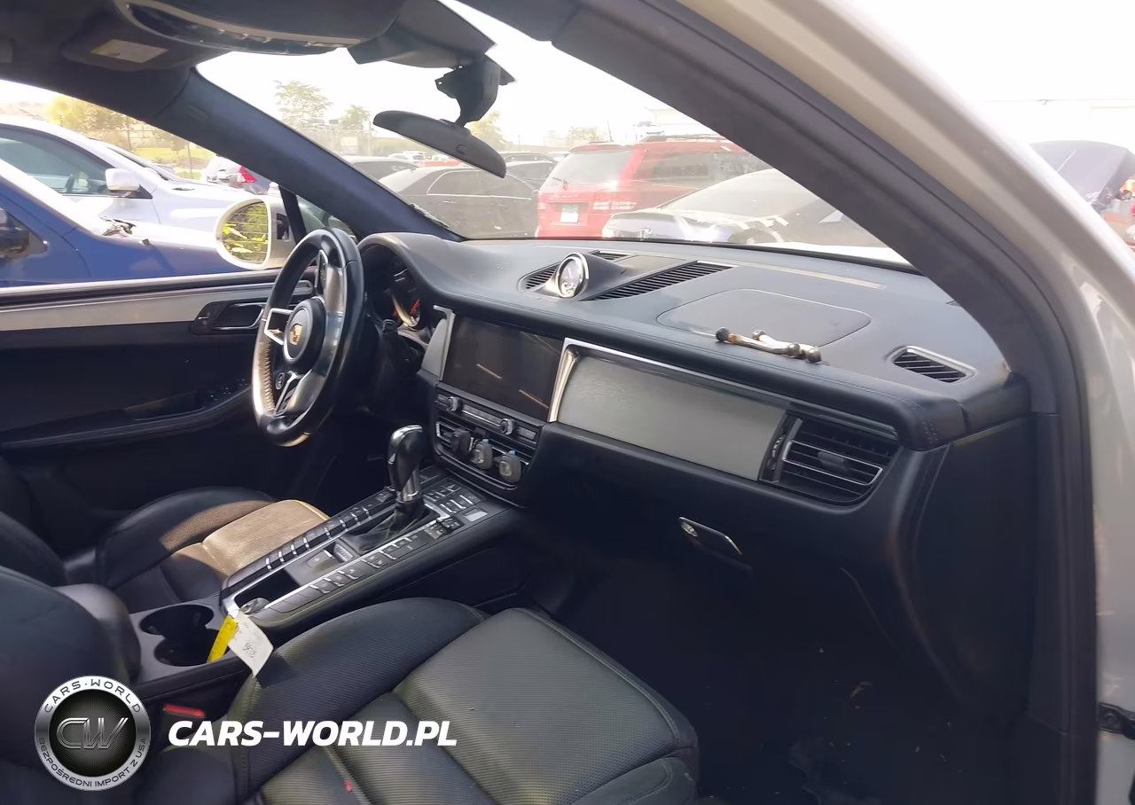 2020 Porsche Macan Turbo VIN:WP1AF2A59LLB60419 - 5