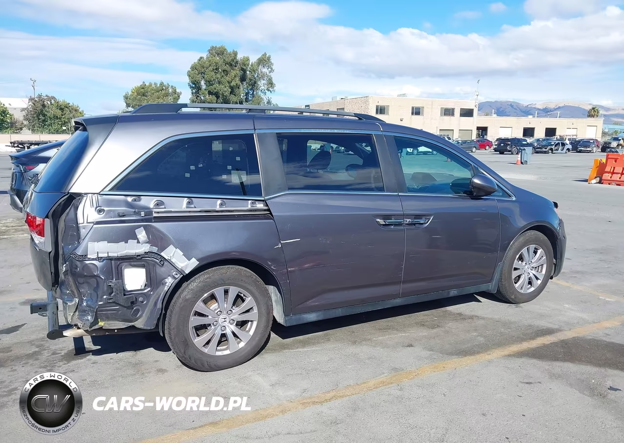 2015 Honda Odyssey Ex-L VIN:5FNRL5H68FB005946 - 4