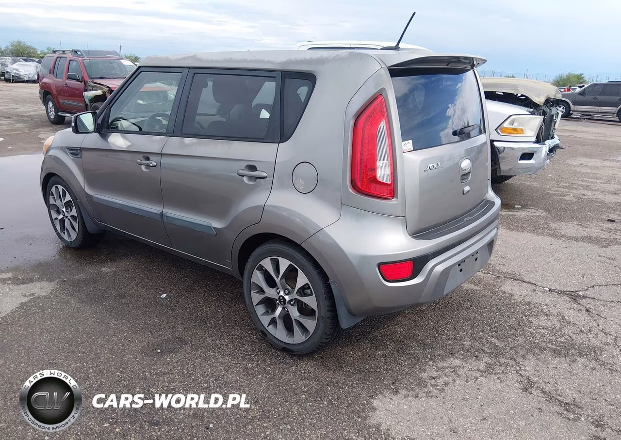 2013 Kia Soul ! VIN:KNDJT2A63D7622759 - 3
