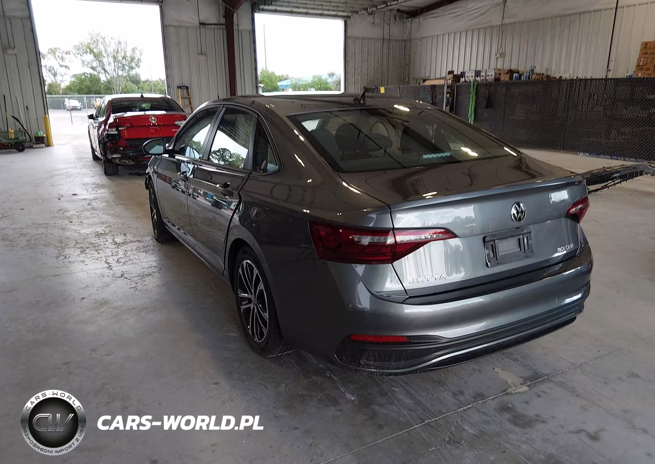 2023 Volkswagen Jetta 1.5T Sport VIN:3VWBM7BU9PM025974 - 3
