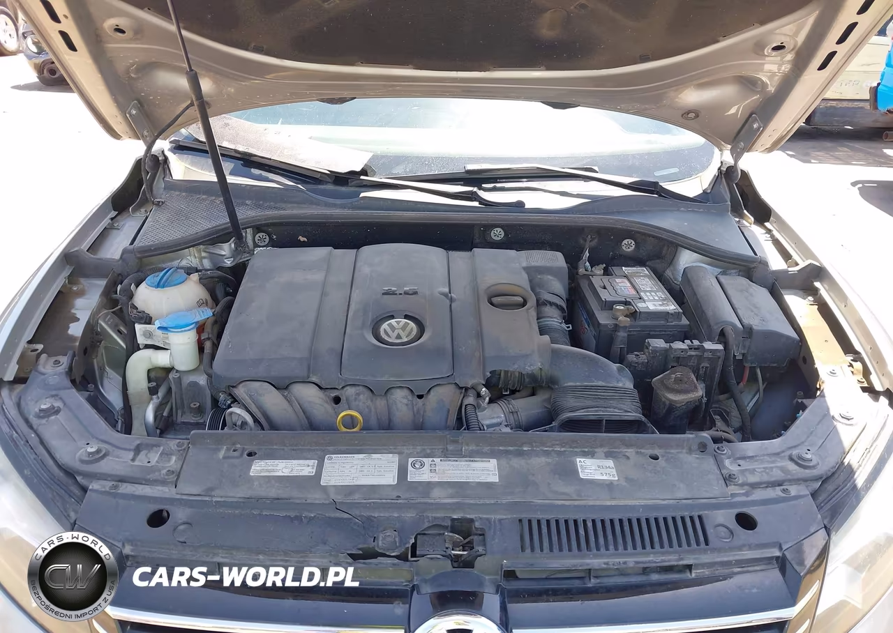 2013 Volkswagen Passat 2.5L S VIN:1VWAP7A3XDC151396 - 10