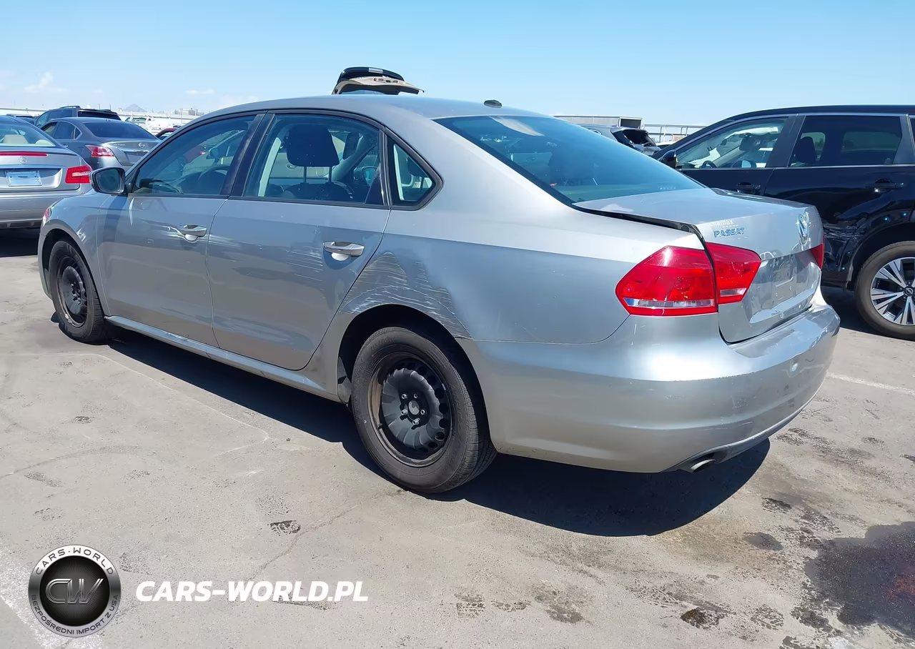 2013 Volkswagen Passat 2.5L S VIN:1VWAP7A3XDC151396 - 3