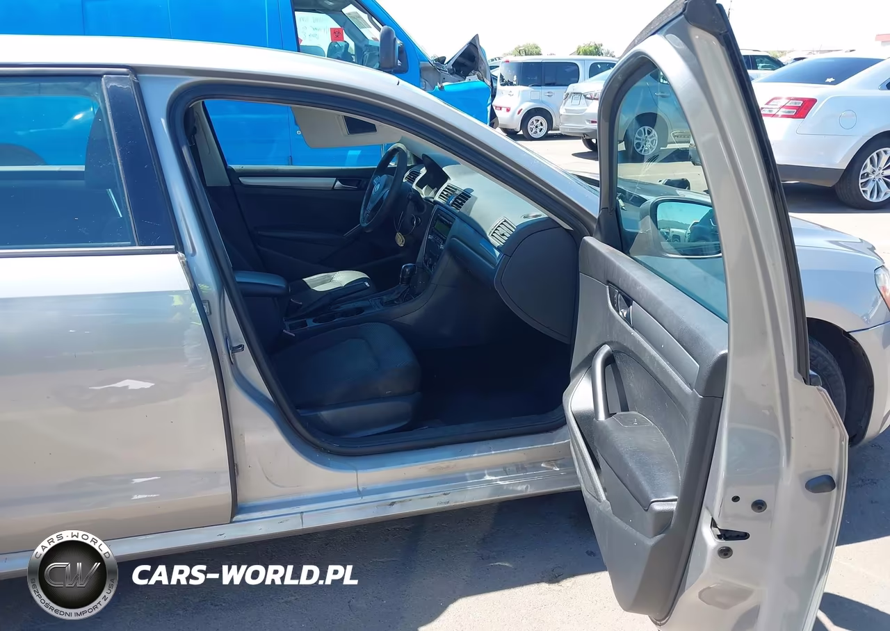 2013 Volkswagen Passat 2.5L S VIN:1VWAP7A3XDC151396 - 5