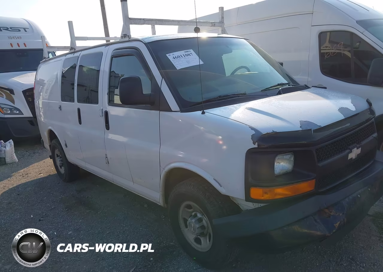 2009 Chevrolet Express 2500 Work Van