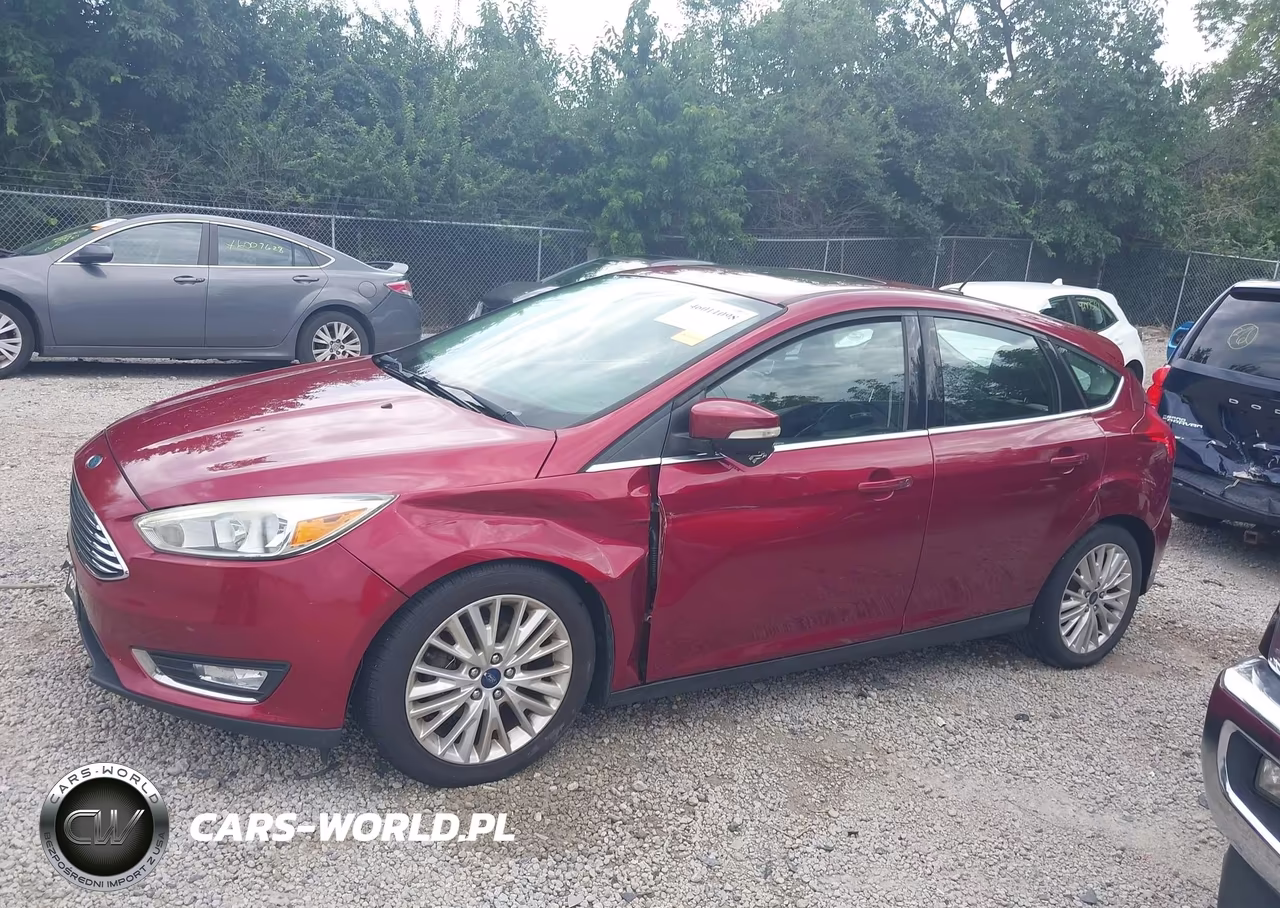 2016 Ford Focus Titanium VIN:1FADP3N29GL257617 - 14