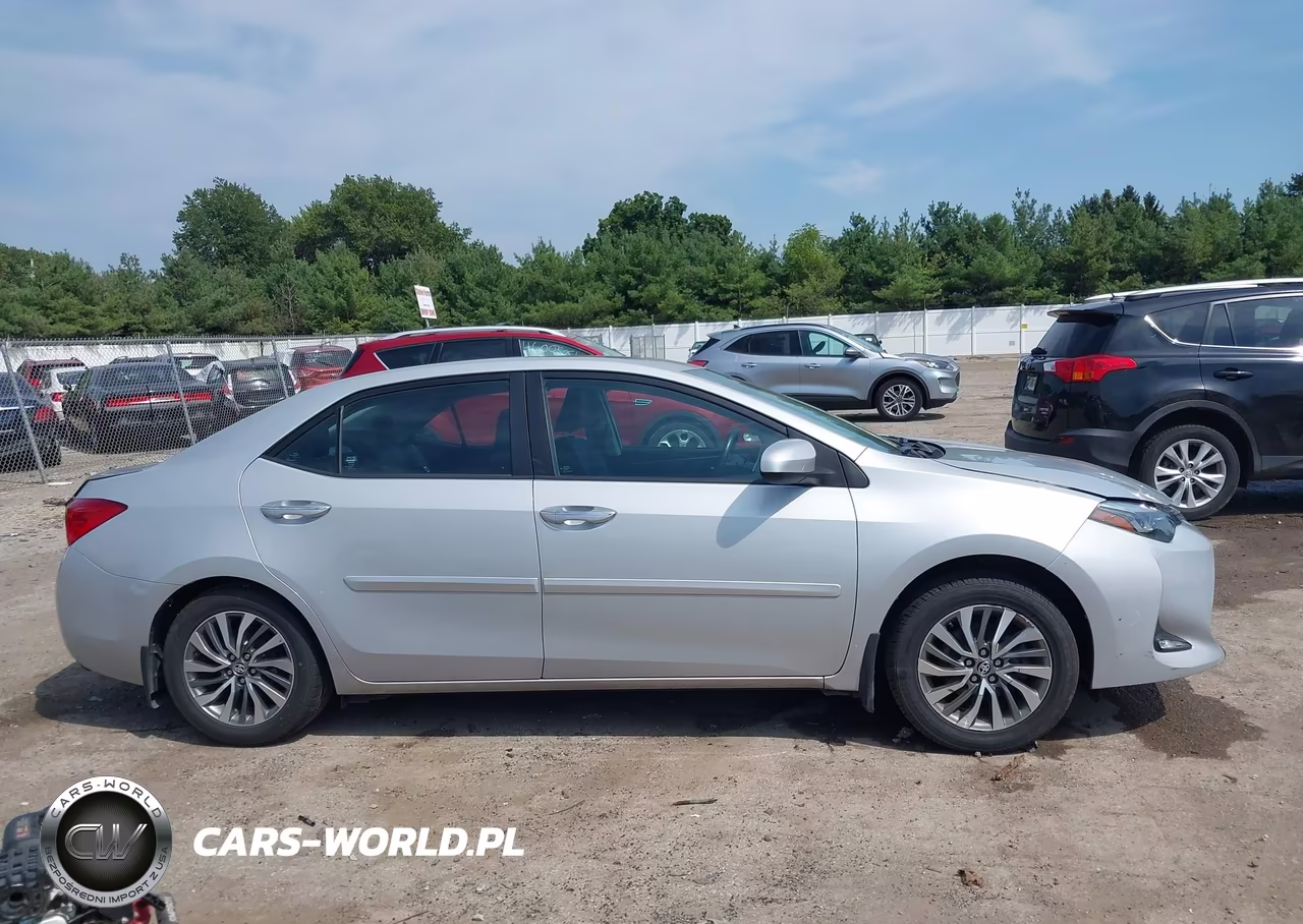 2019 Toyota Corolla Xle VIN:2T1BURHEXKC214116 - 13