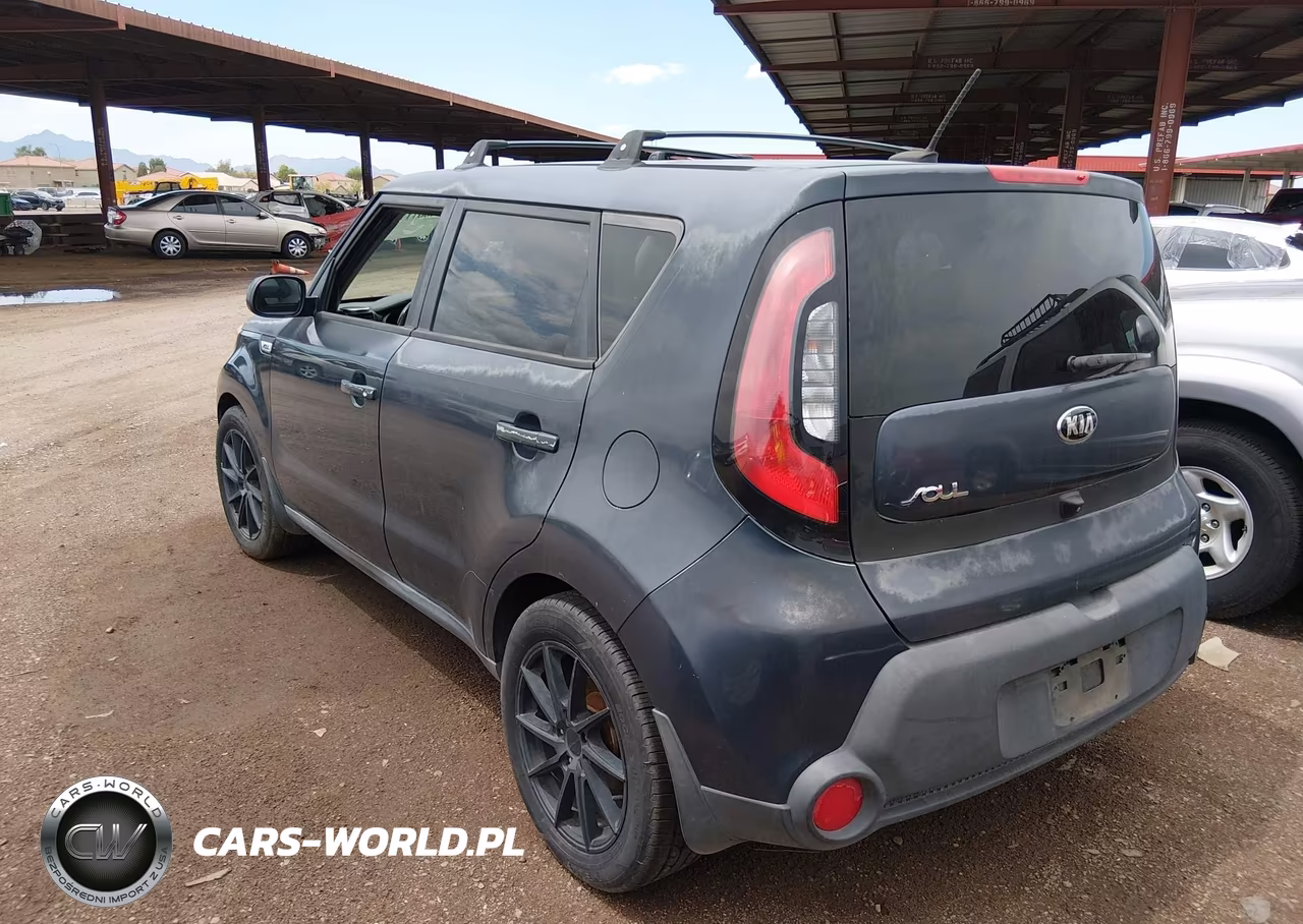 2015 Kia Soul + VIN:KNDJP3A58F7118115 - 3