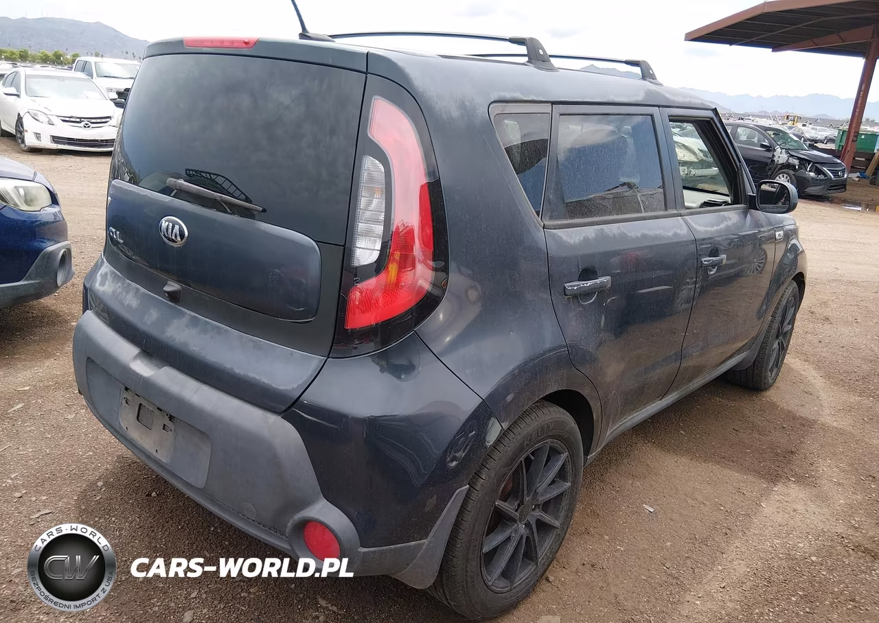 2015 Kia Soul + VIN:KNDJP3A58F7118115 - 4