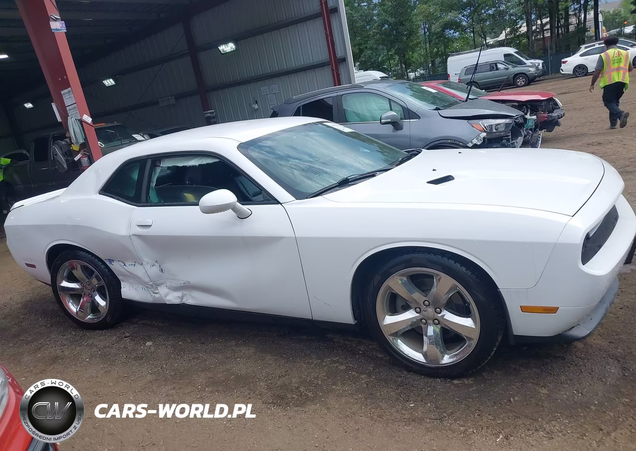 2012 Dodge Challenger Sxt VIN:2C3CDYAG3CH135182 - 13