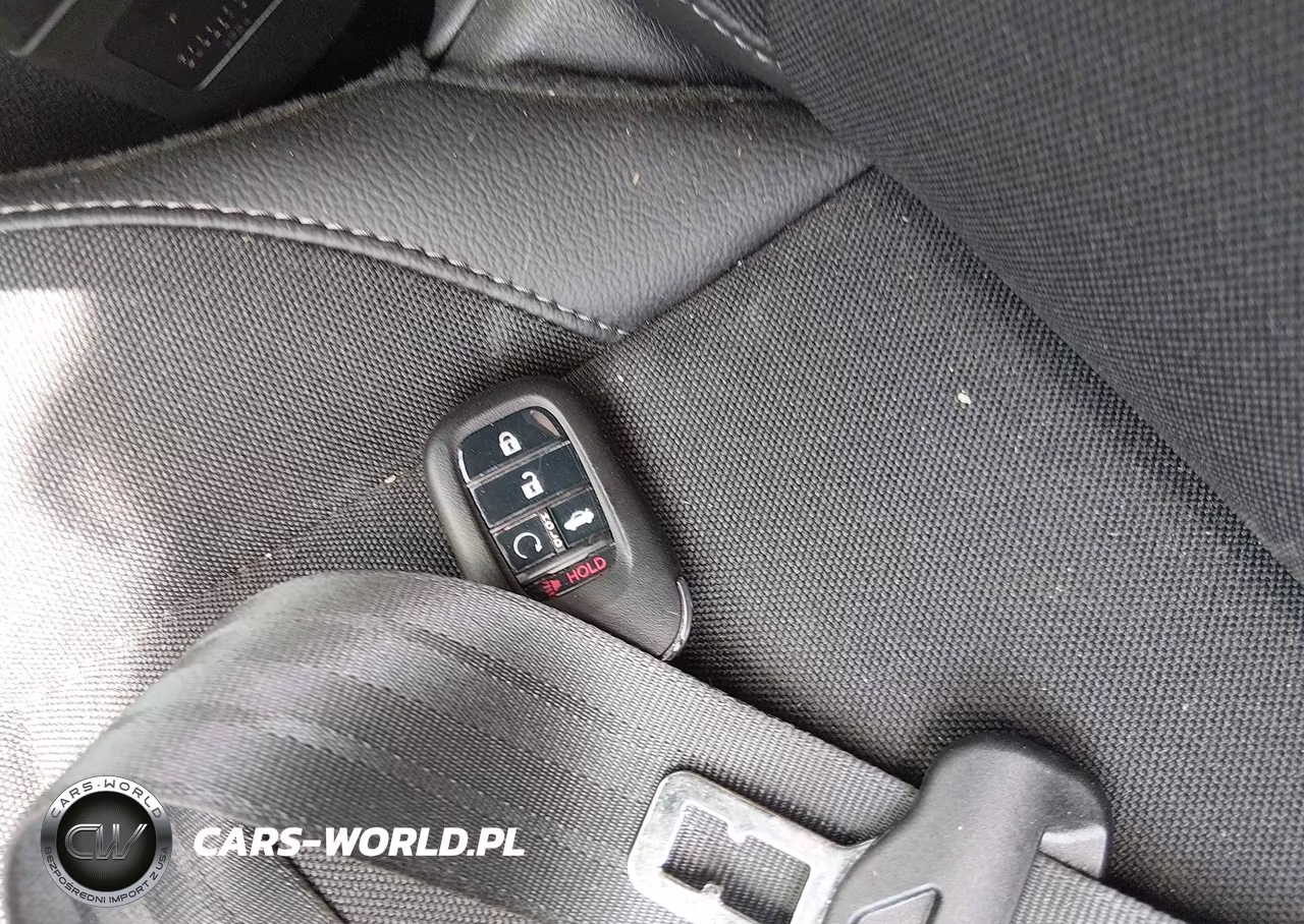2026 Honda Civic Sport VIN:2HGFE2F59TH608904 - 11