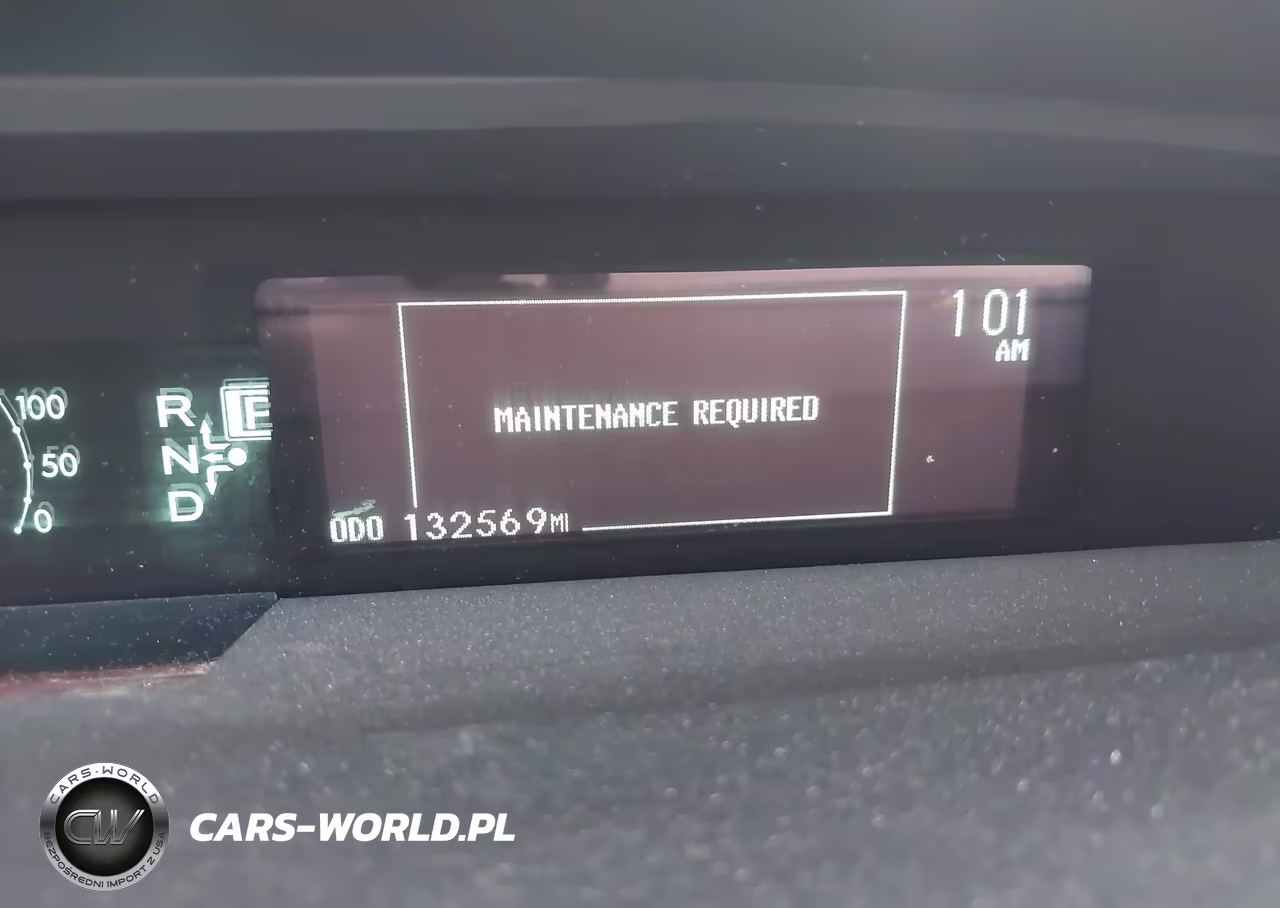 2013 Toyota Prius Three VIN:JTDKN3DU4D5570634 - 15