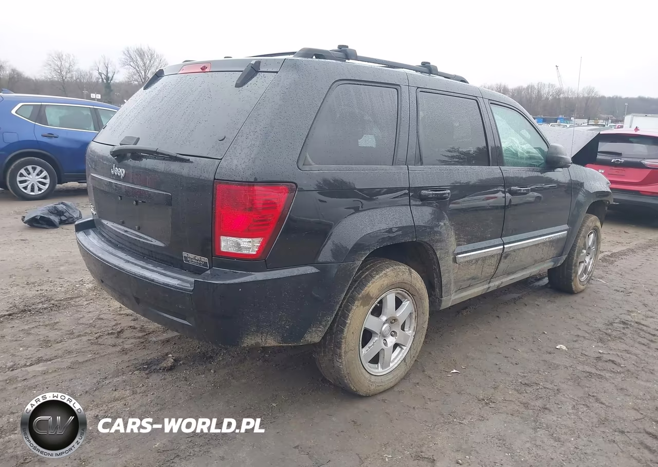 2010 Jeep Grand Cherokee Laredo VIN:1J4PR4GK6AC145041 - 4