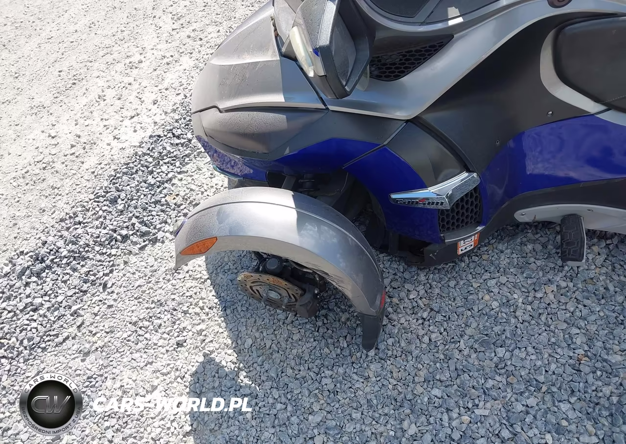 2011 Can-Am Spyder Roadster Rts VIN:2BXJBWC11BV001177 - 14