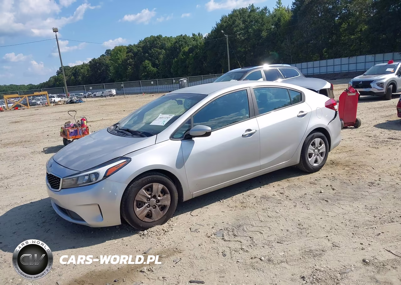 2017 Kia Forte Lx VIN:3KPFK4A76HE104311 - 2