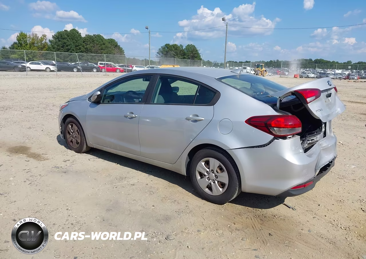 2017 Kia Forte Lx VIN:3KPFK4A76HE104311 - 3