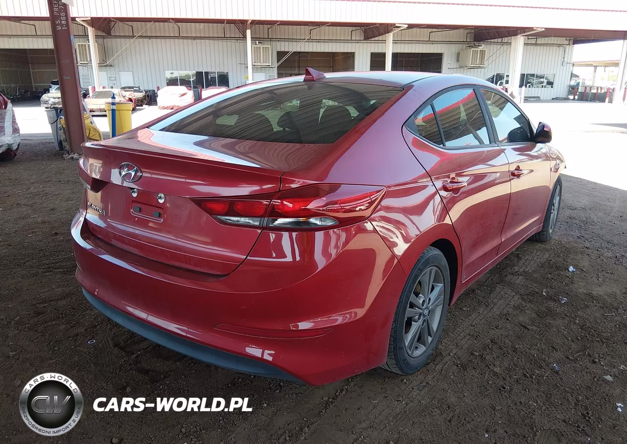 2018 Hyundai Elantra Sel VIN:5NPD84LFXJH331190 - 4