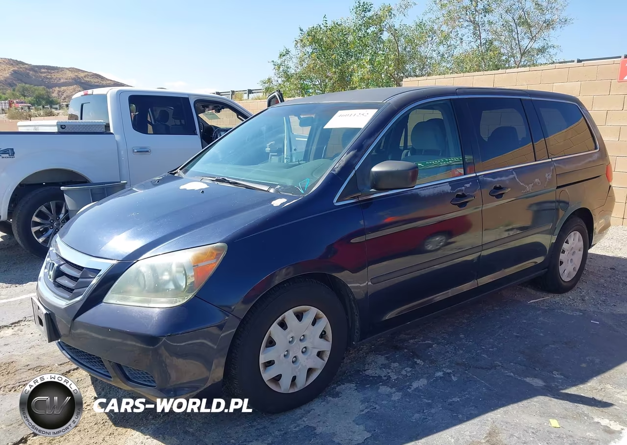 2008 Honda Odyssey Lx VIN:5FNRL38268B071268 - 2