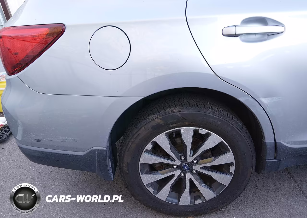 2015 Subaru Outback 2.5I Limited VIN:4S4BSBNCXF3245134 - 17