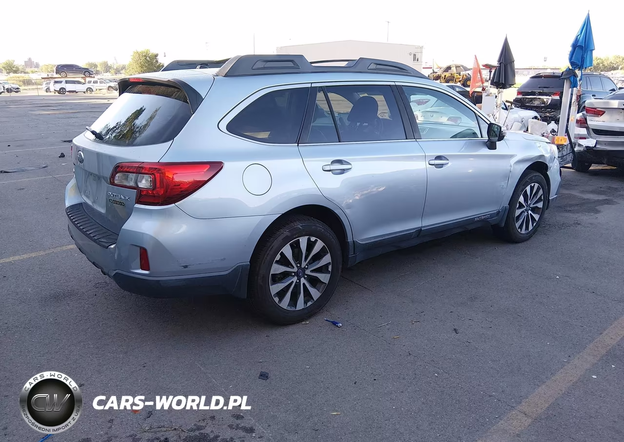 2015 Subaru Outback 2.5I Limited VIN:4S4BSBNCXF3245134 - 4