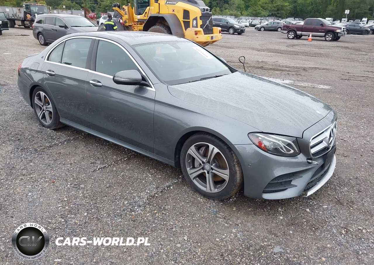 2017 Mercedes-Benz E 300 4Matic