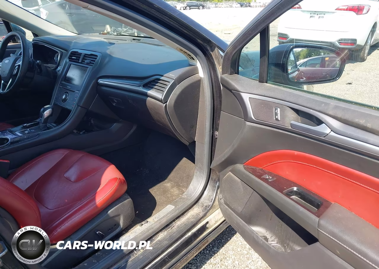 2014 Ford Fusion Titanium VIN:3FA6P0D91ER100054 - 5