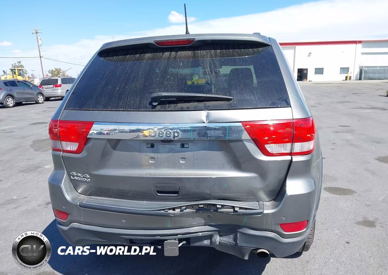 2011 Jeep Grand Cherokee Laredo VIN:1J4RR4GG1BC614607 - 16