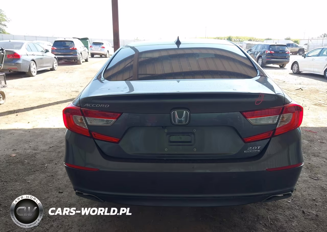2018 Honda Accord Touring 2.0T VIN:1HGCV2F95JA000301 - 17