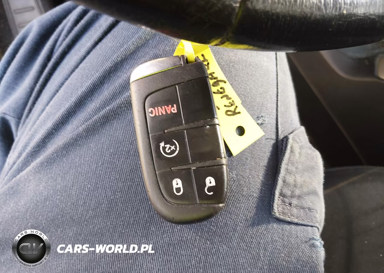 2015 Jeep Renegade Latitude VIN:ZACCJABT3FPC11929 - 11
