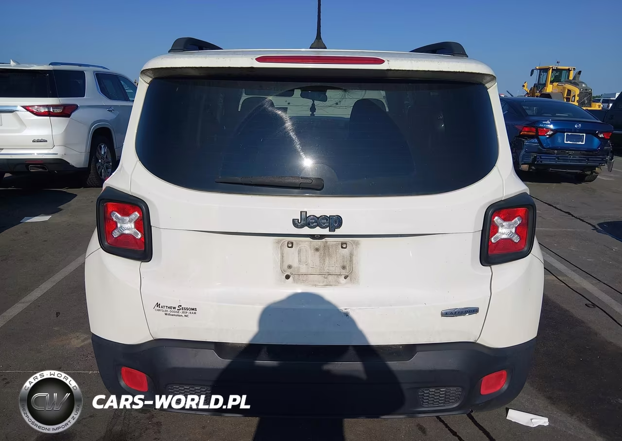 2015 Jeep Renegade Latitude VIN:ZACCJABT3FPC11929 - 16