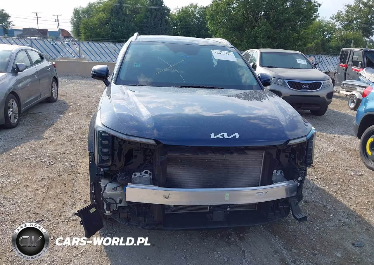 2025 Kia Sorento S VIN:5XYRL4JCXSG366902 - 13