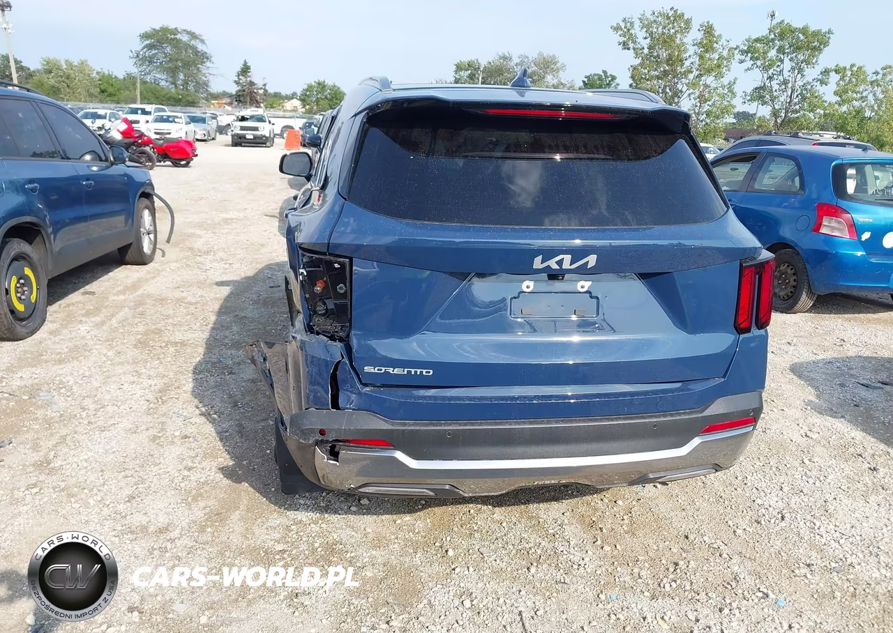 2025 Kia Sorento S VIN:5XYRL4JCXSG366902 - 17