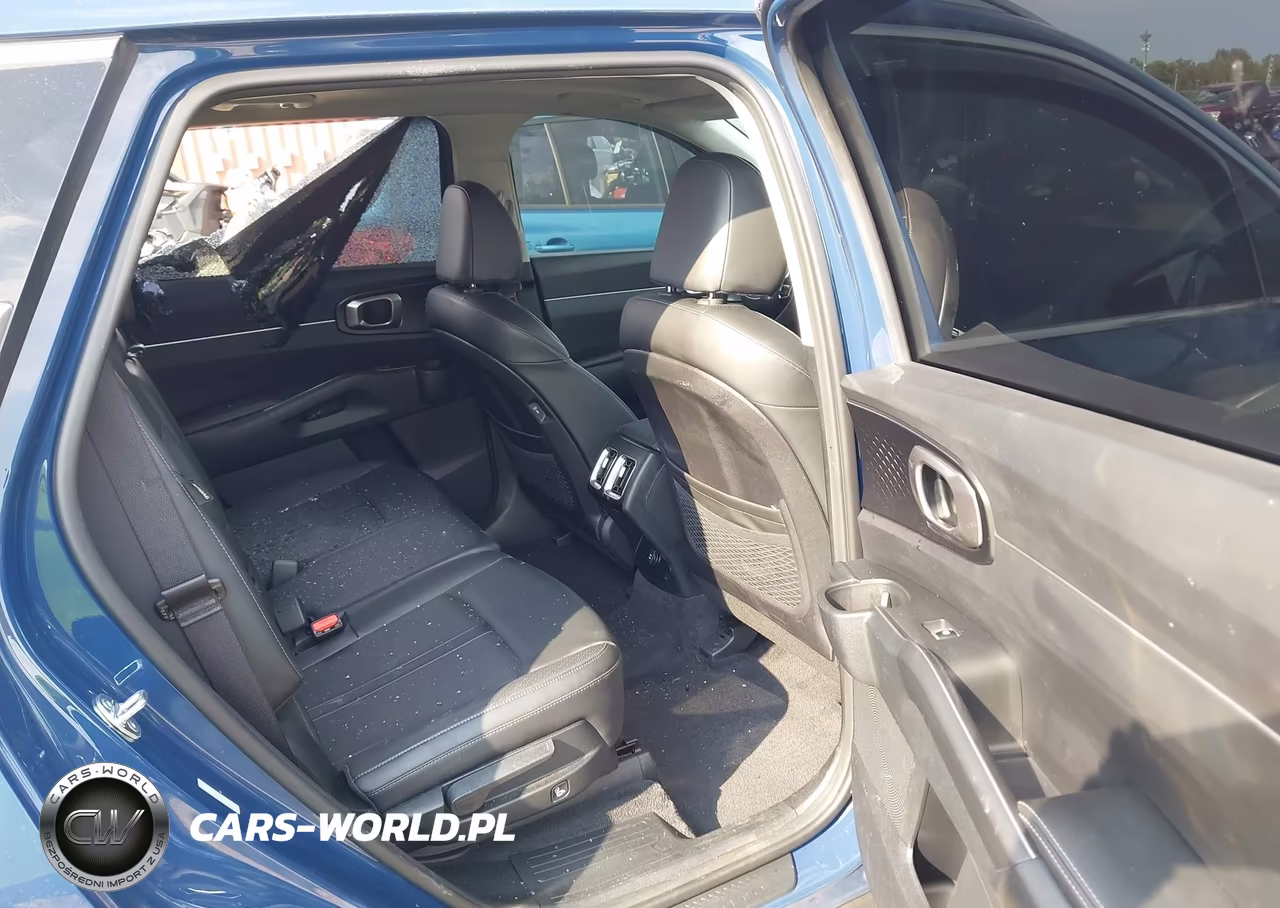 2025 Kia Sorento S VIN:5XYRL4JCXSG366902 - 8