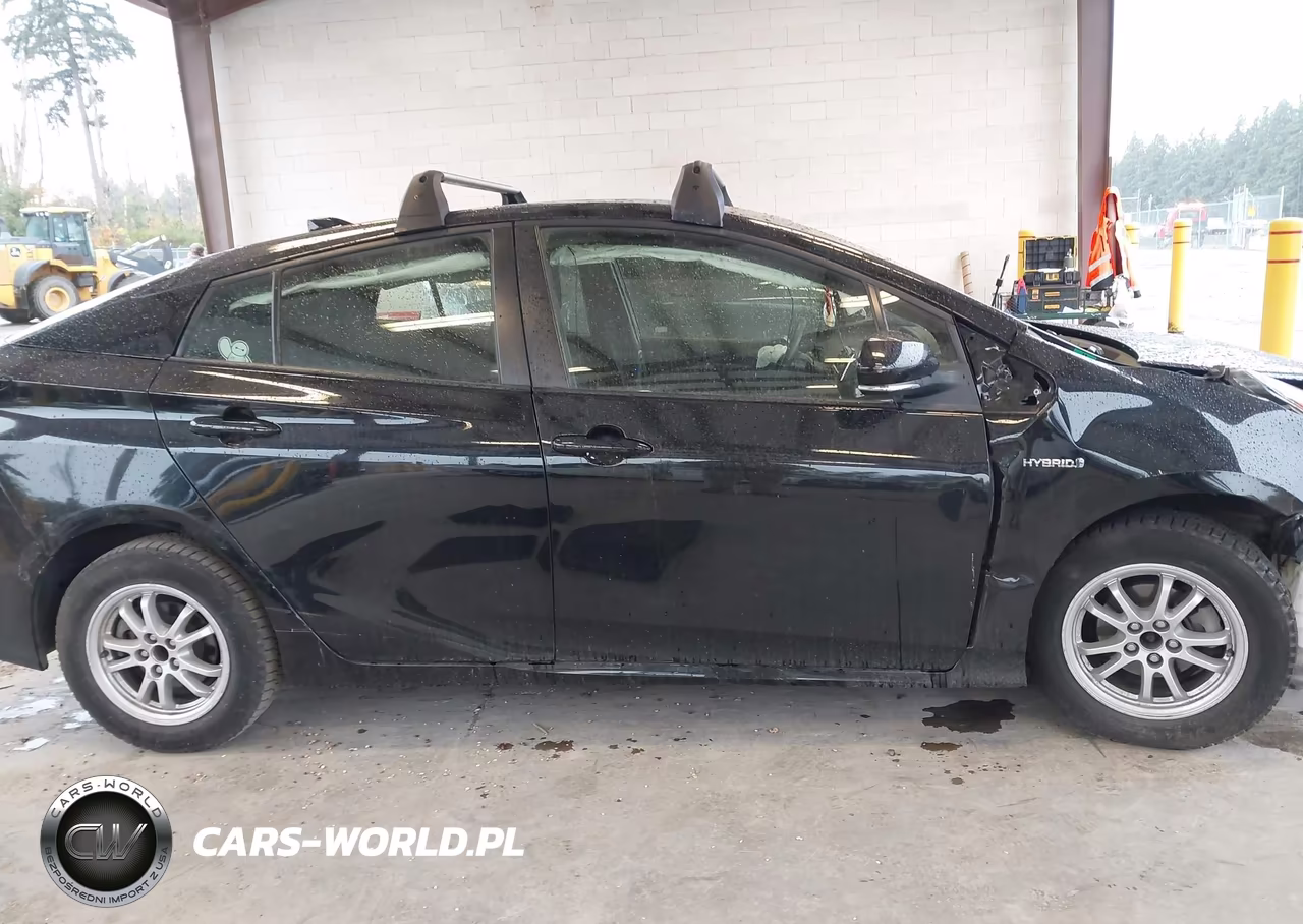 2022 Toyota Prius Le VIN:JTDKAMFU0N3157444 - 14